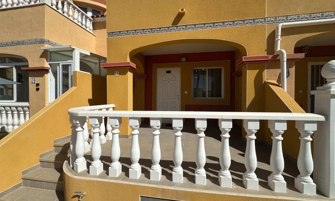 Segunda mano - Adosado -
Orihuela Costa - Costa Blanca