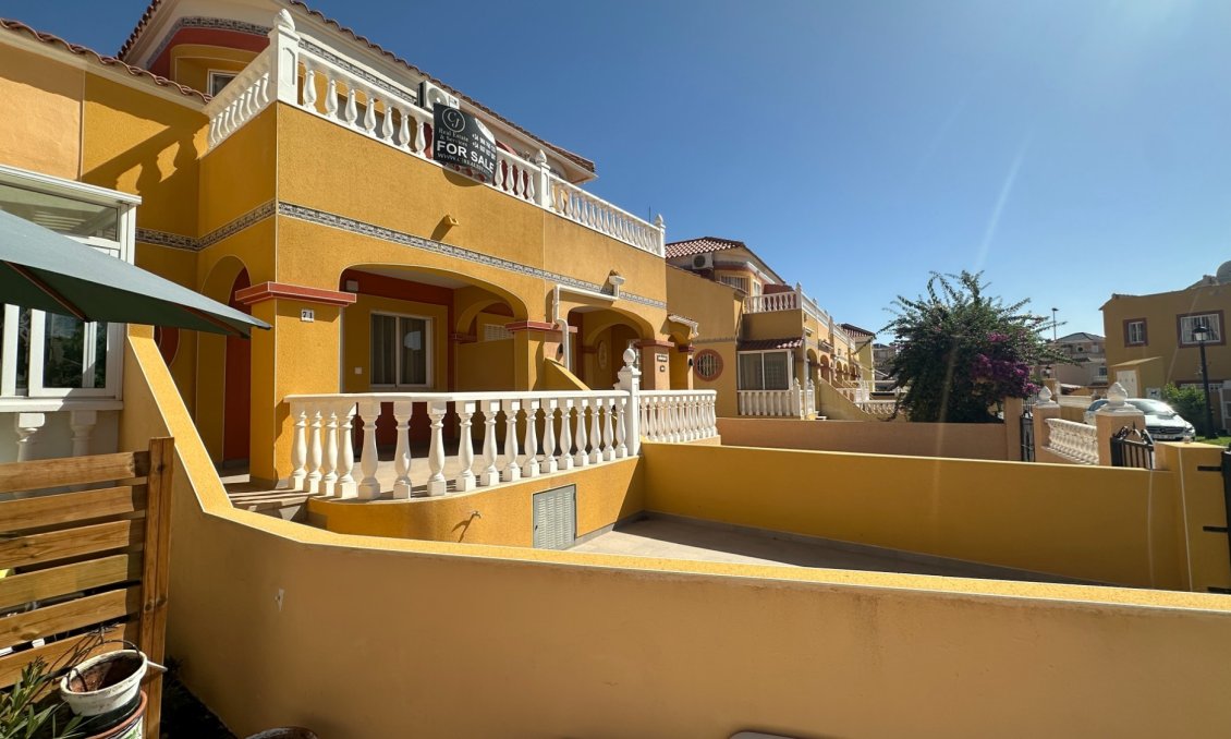 Segunda mano - Adosado -
Orihuela Costa - Costa Blanca