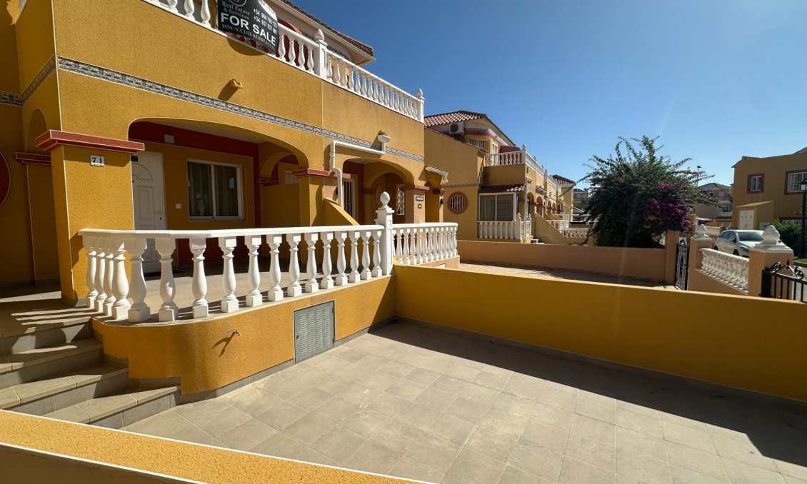 Segunda mano - Adosado -
Orihuela Costa - Costa Blanca