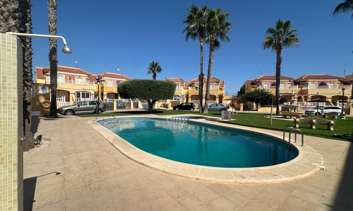 Segunda mano - Adosado -
Orihuela Costa - Costa Blanca