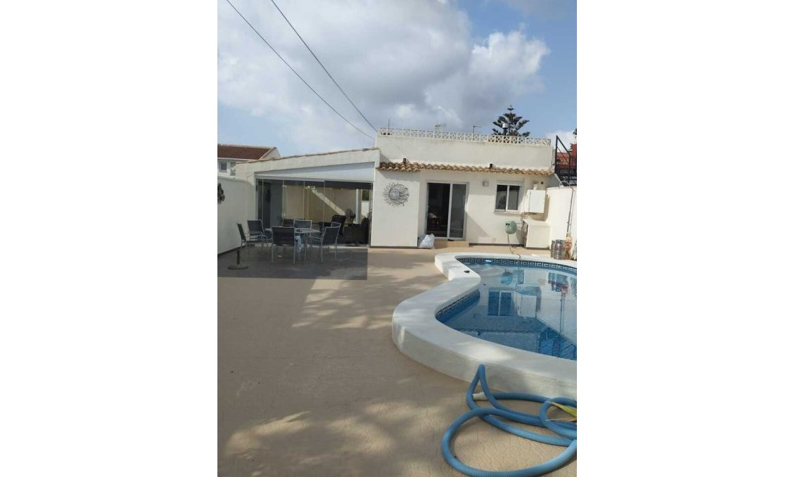 Revente - Villa -
Cabo Roig - Costa Blanca