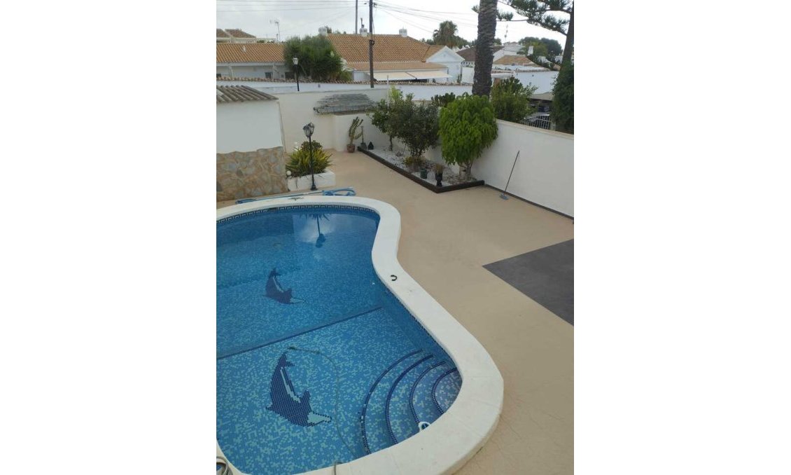 Revente - Villa -
Cabo Roig - Costa Blanca