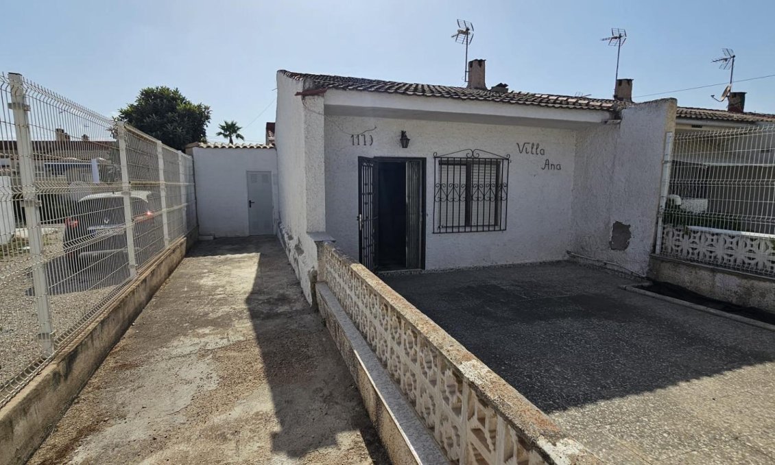 Wiederverkauf - Stadthaus -
Torrevieja - Torreta Florida