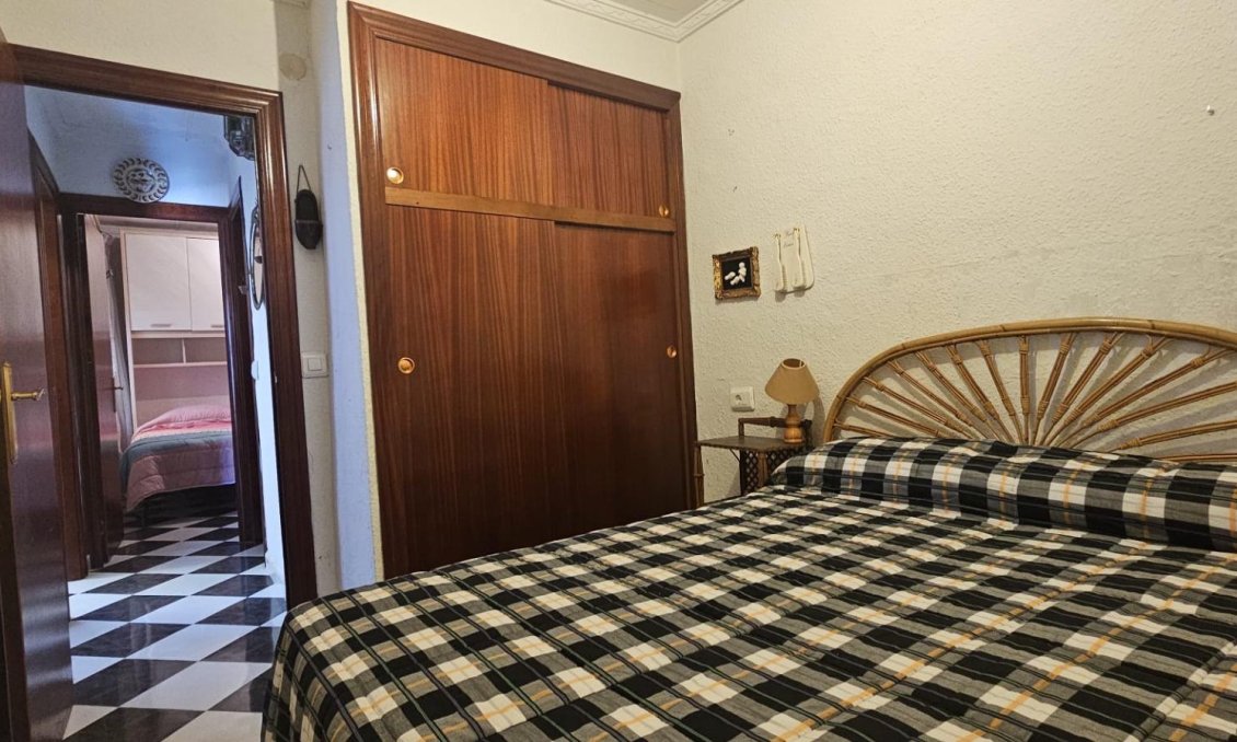 Wiederverkauf - Stadthaus -
Torrevieja - Torreta Florida