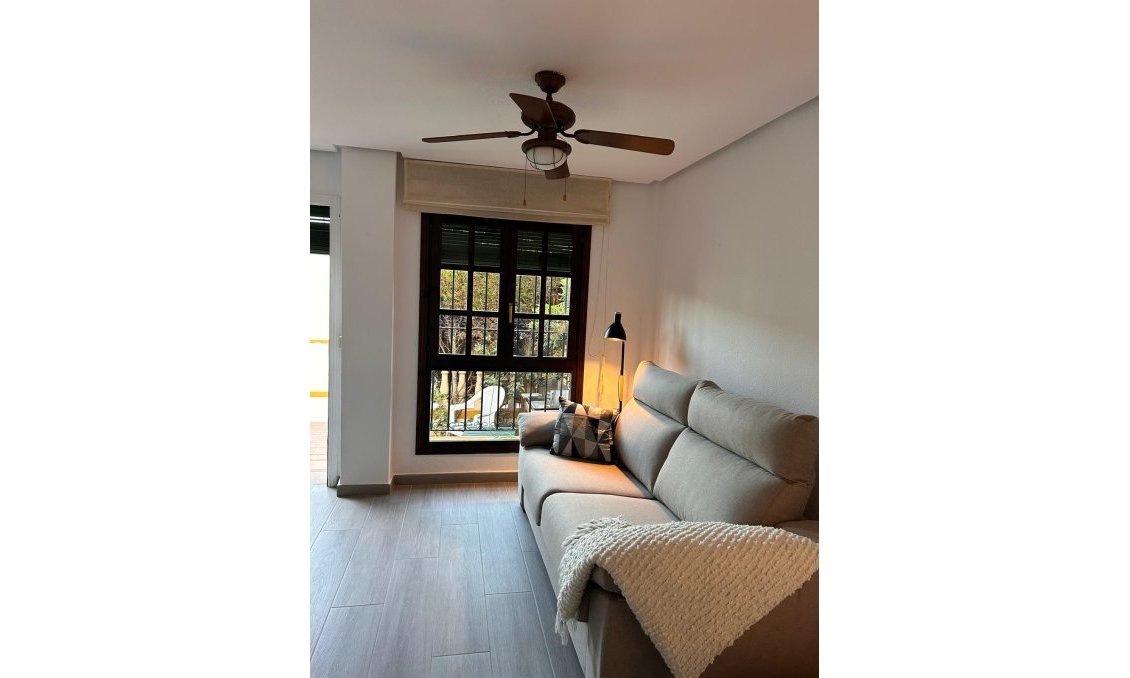 Revente - Bungalow -
Torrevieja - Torre La Mata