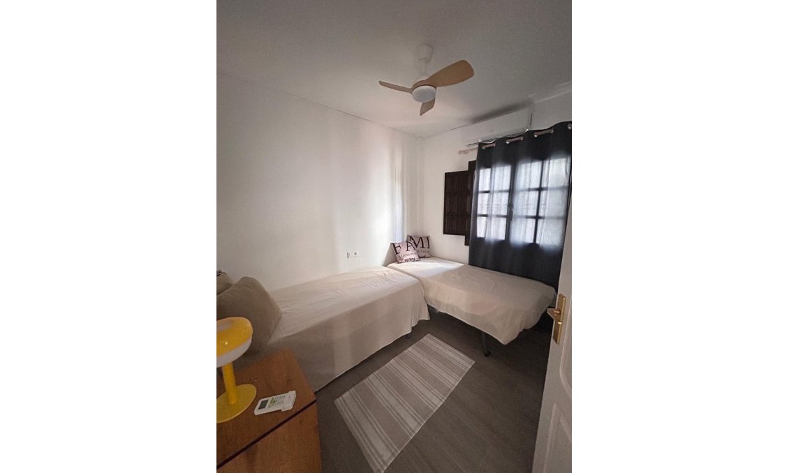 Revente - Bungalow -
Torrevieja - Torre La Mata