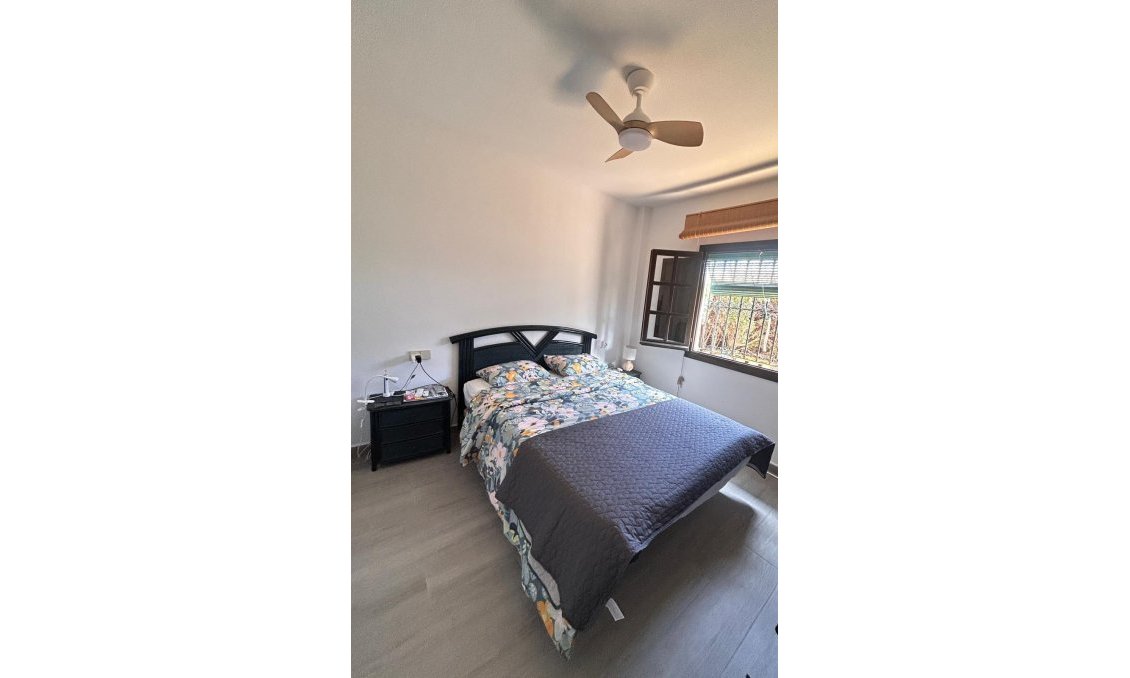 Revente - Bungalow -
Torrevieja - Torre La Mata