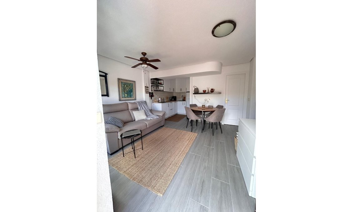 Revente - Bungalow -
Torrevieja - Torre La Mata