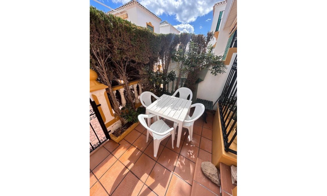 Revente - Bungalow -
Torrevieja - Torre La Mata