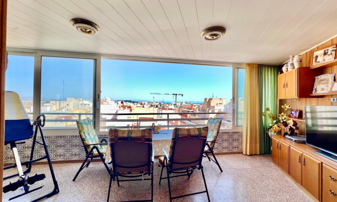 Revente - Appartement -
Torrevieja - La Mata