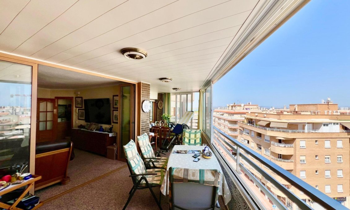 Revente - Appartement -
Torrevieja - La Mata