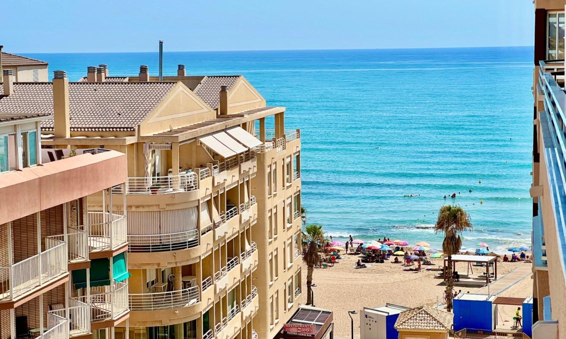 Revente - Appartement -
Torrevieja - La Mata