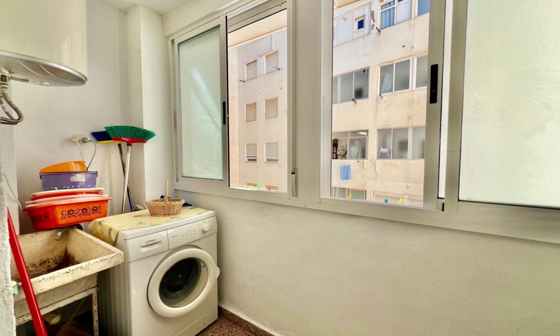 Revente - Appartement -
Torrevieja - La Mata