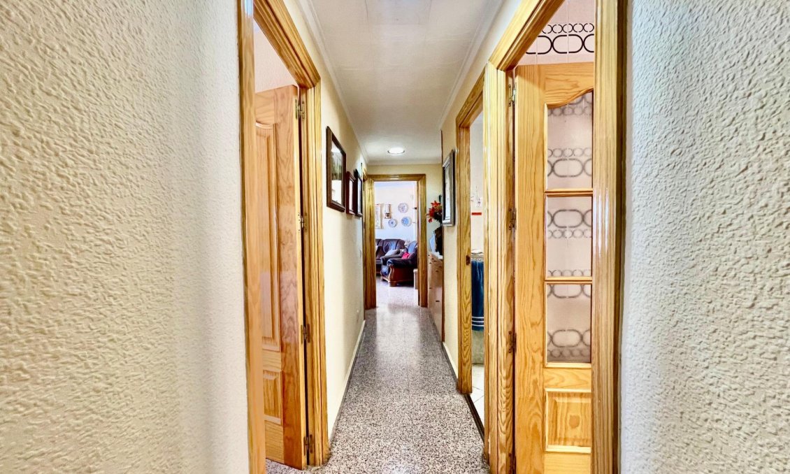 Revente - Appartement -
Torrevieja - La Mata