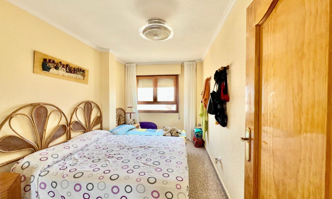 Revente - Appartement -
Torrevieja - La Mata