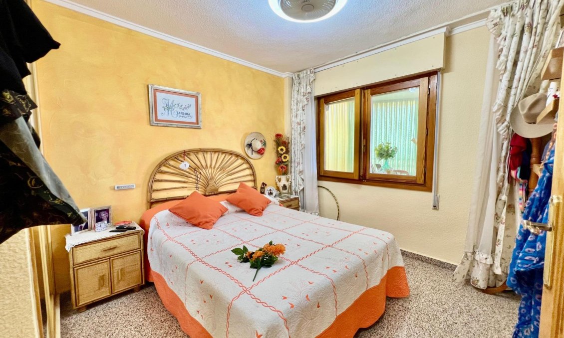 Revente - Appartement -
Torrevieja - La Mata