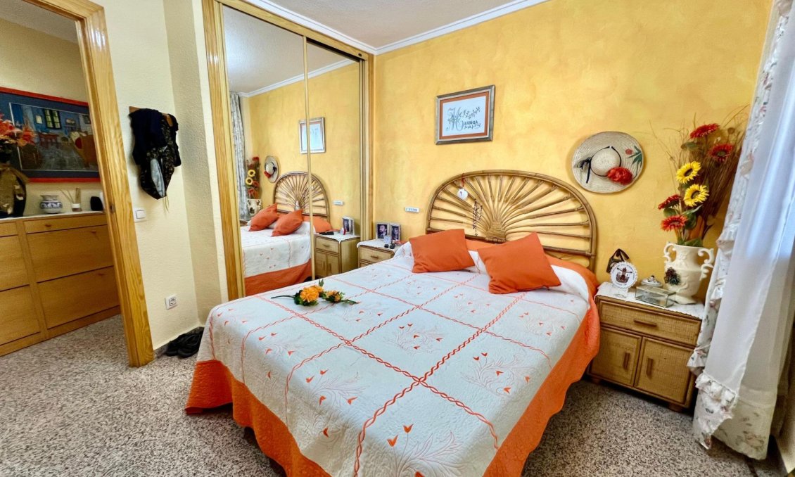 Revente - Appartement -
Torrevieja - La Mata