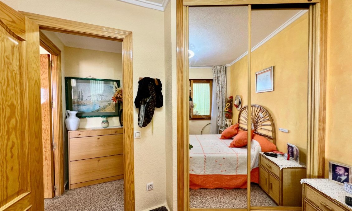 Revente - Appartement -
Torrevieja - La Mata