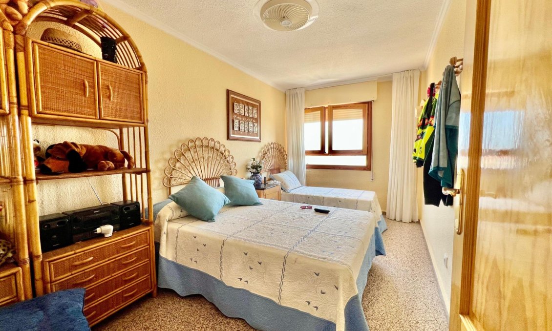 Revente - Appartement -
Torrevieja - La Mata