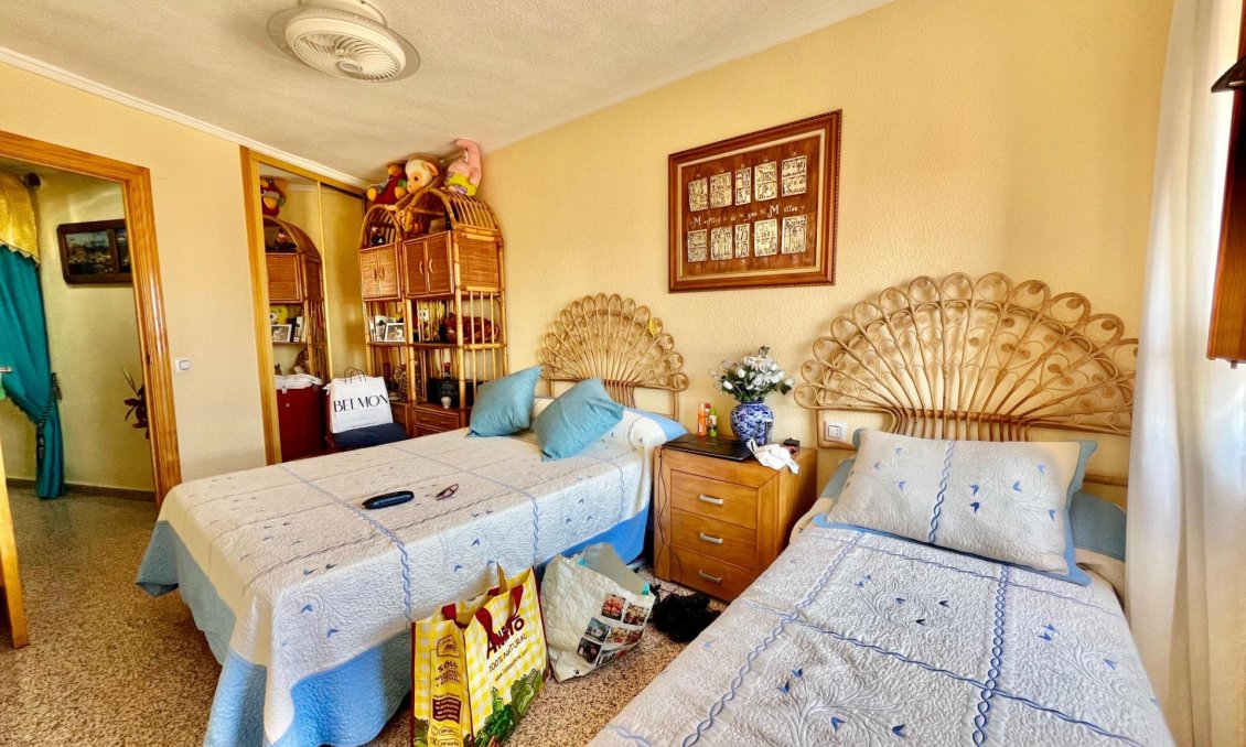 Revente - Appartement -
Torrevieja - La Mata