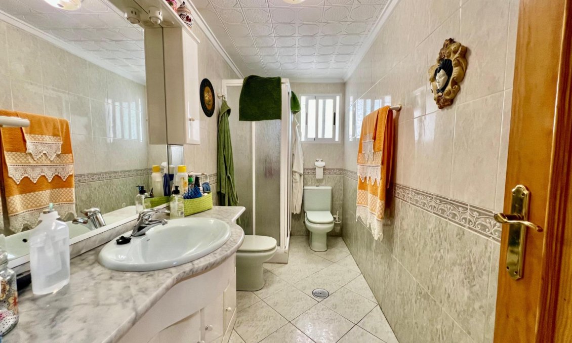 Revente - Appartement -
Torrevieja - La Mata