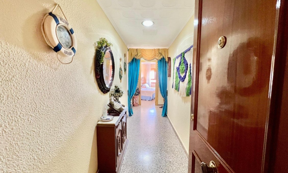 Revente - Appartement -
Torrevieja - La Mata