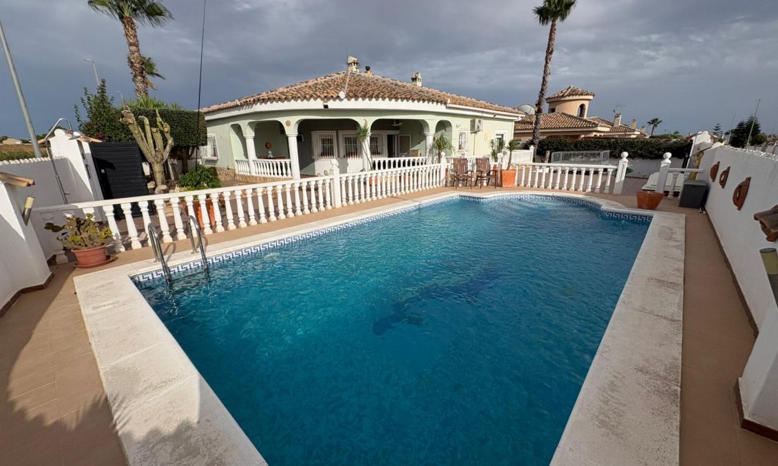 Revente - Villa -
Gea Y Truyols - Inland