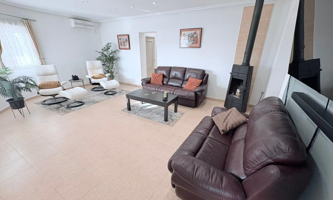 Revente - Villa -
Gea Y Truyols - Inland