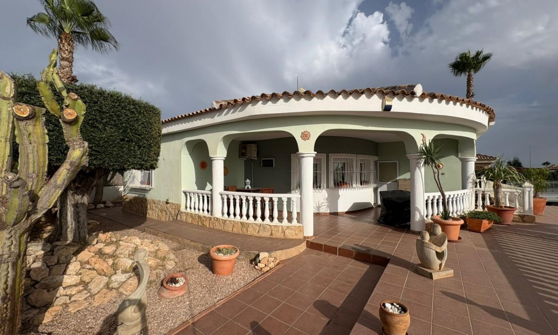 Revente - Villa -
Gea Y Truyols - Inland