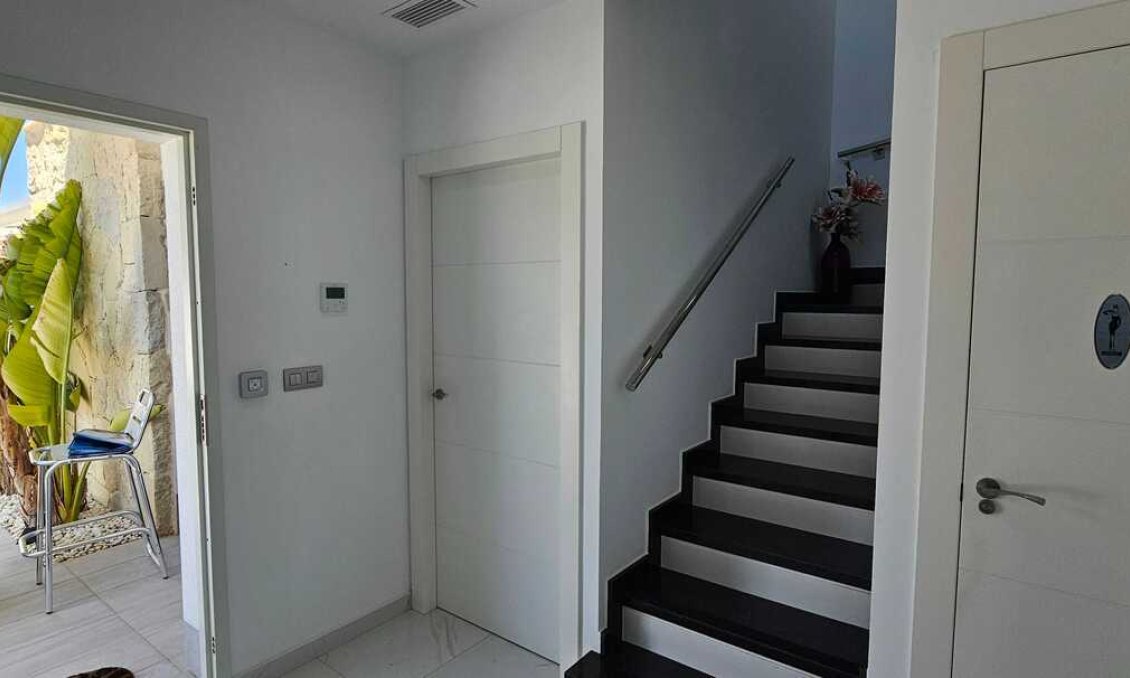 Revente - Villa -
Los Montesinos - Costa Blanca