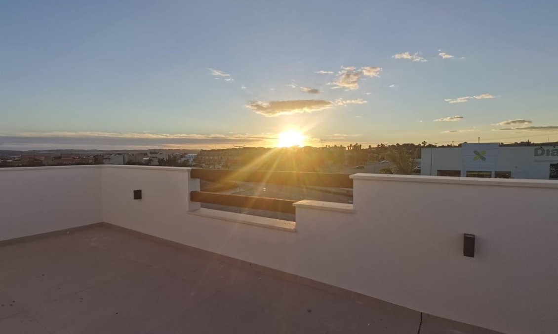 Nouvelle construction - Villa -
Los Montesinos - La Herrada