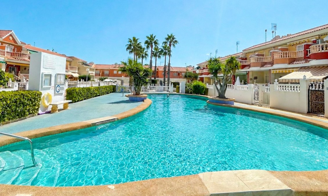 Használt Ingatlanok - Sorház -
Ciudad Quesada - Costa Blanca