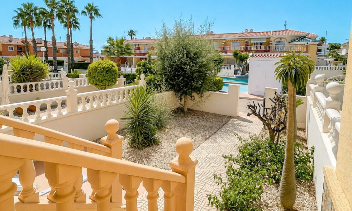 Használt Ingatlanok - Sorház -
Ciudad Quesada - Costa Blanca