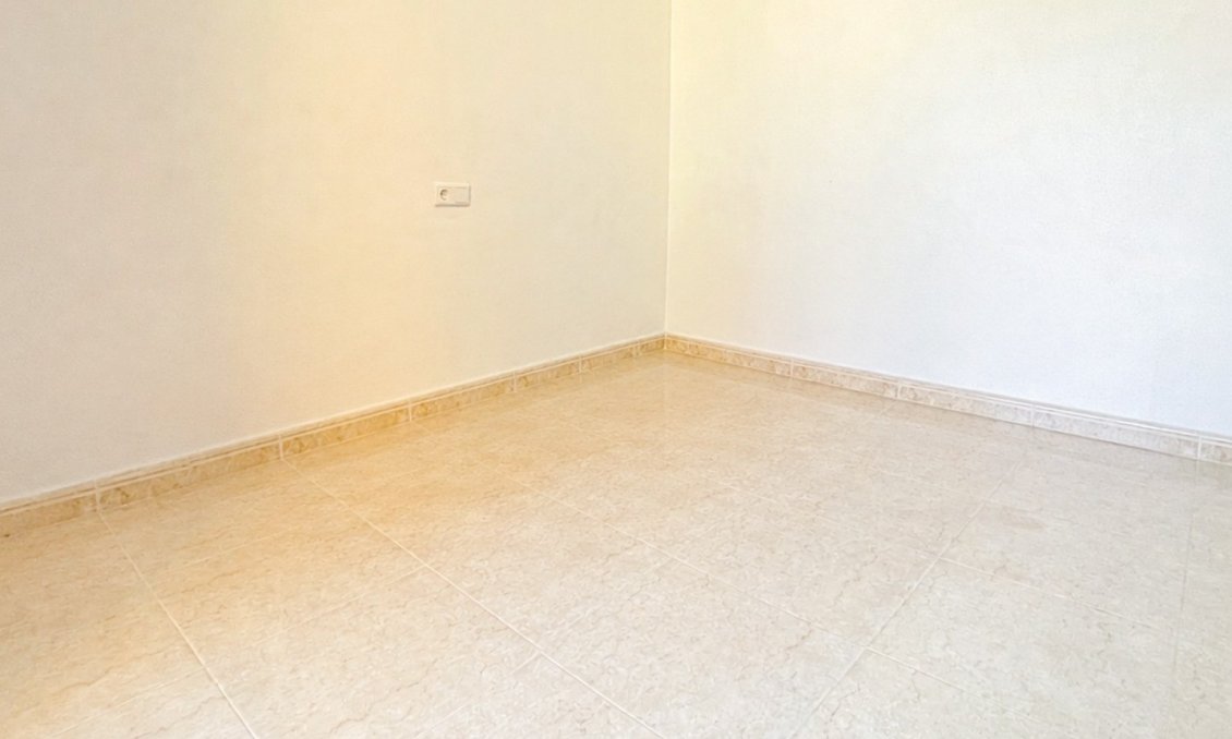 Használt Ingatlanok - Sorház -
Ciudad Quesada - Costa Blanca