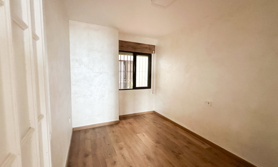 Wiederverkauf - Wohnung -
Torrevieja - Costa Blanca