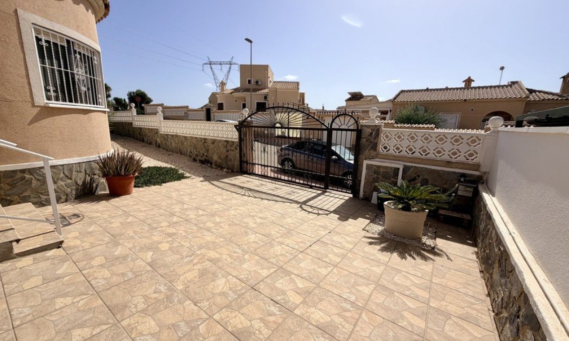 Revente - Villa -
Benijofar - Costa Blanca