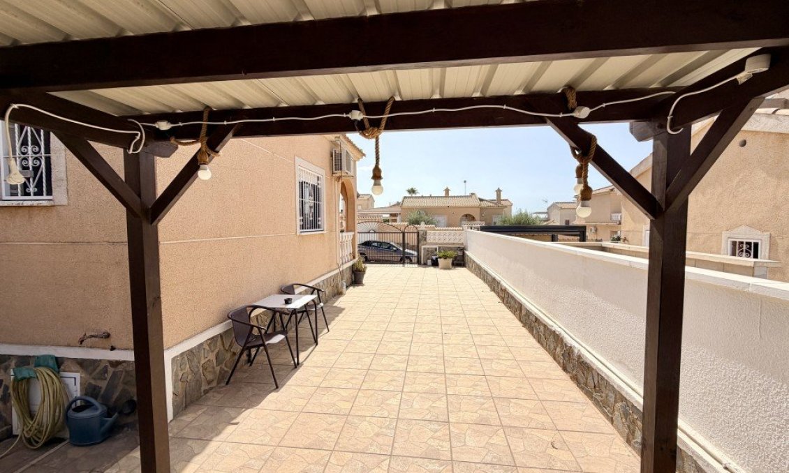 Revente - Villa -
Benijofar - Costa Blanca