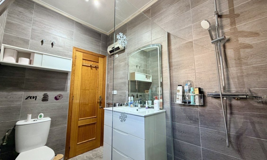 Revente - Villa -
Benijofar - Costa Blanca