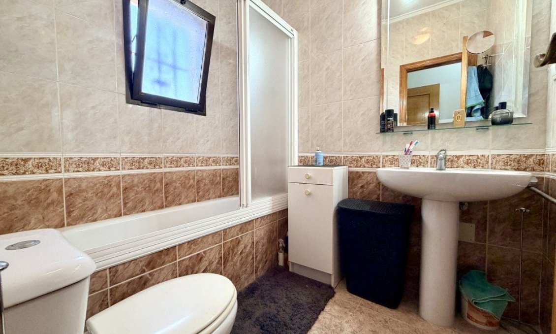 Revente - Villa -
Benijofar - Costa Blanca