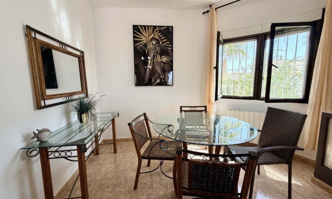 Revente - Villa -
Benijofar - Costa Blanca