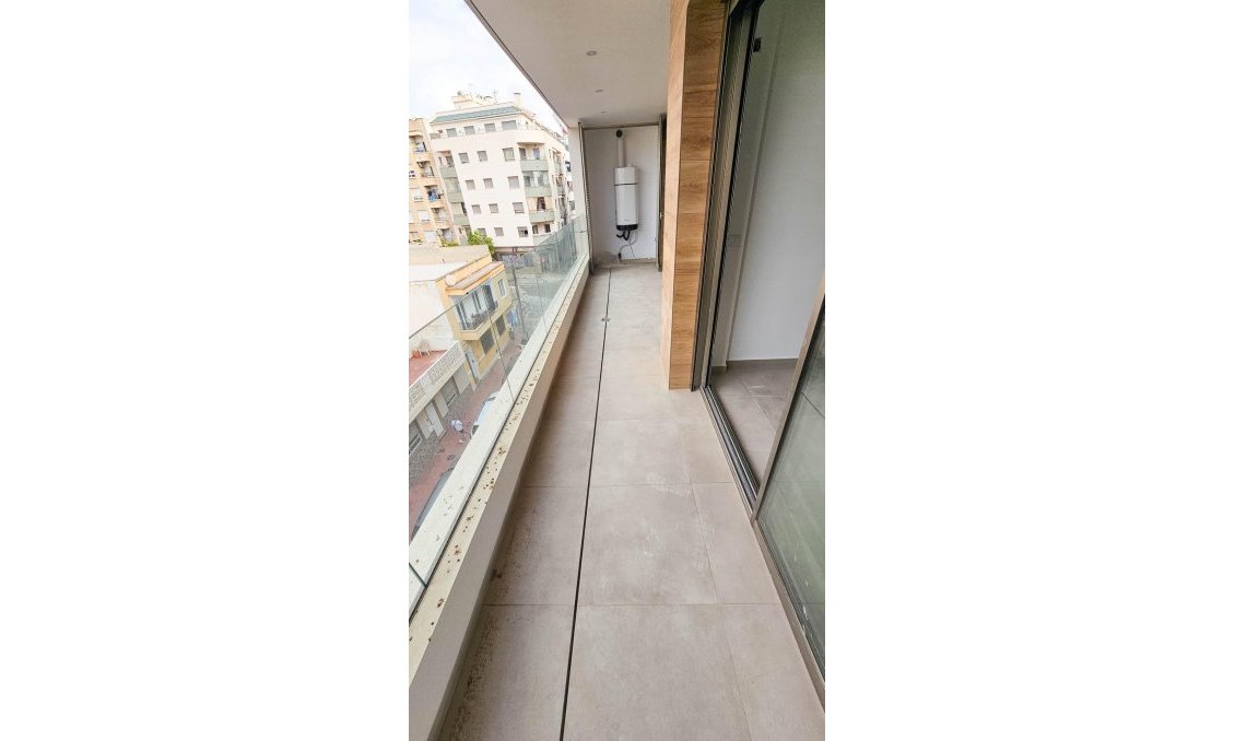 Revente - Appartement -
Torrevieja - Playa del Cura