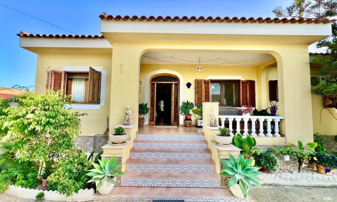 Revente - Villa -
Daya Vieja - Costa Blanca Sur