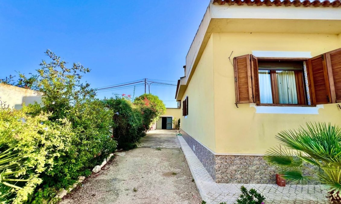 Revente - Villa -
Daya Vieja - Costa Blanca Sur