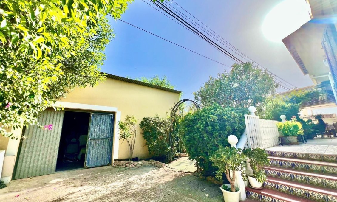 Revente - Villa -
Daya Vieja - Costa Blanca Sur