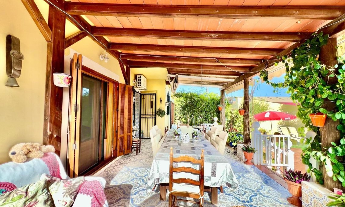Revente - Villa -
Daya Vieja - Costa Blanca Sur