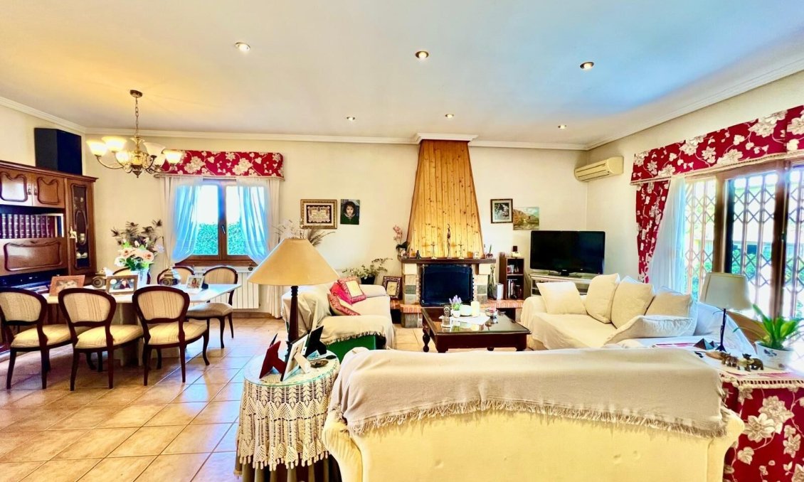 Revente - Villa -
Daya Vieja - Costa Blanca Sur