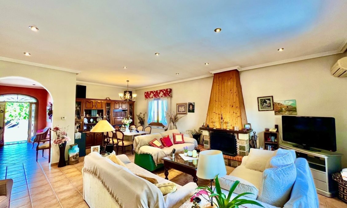Revente - Villa -
Daya Vieja - Costa Blanca Sur