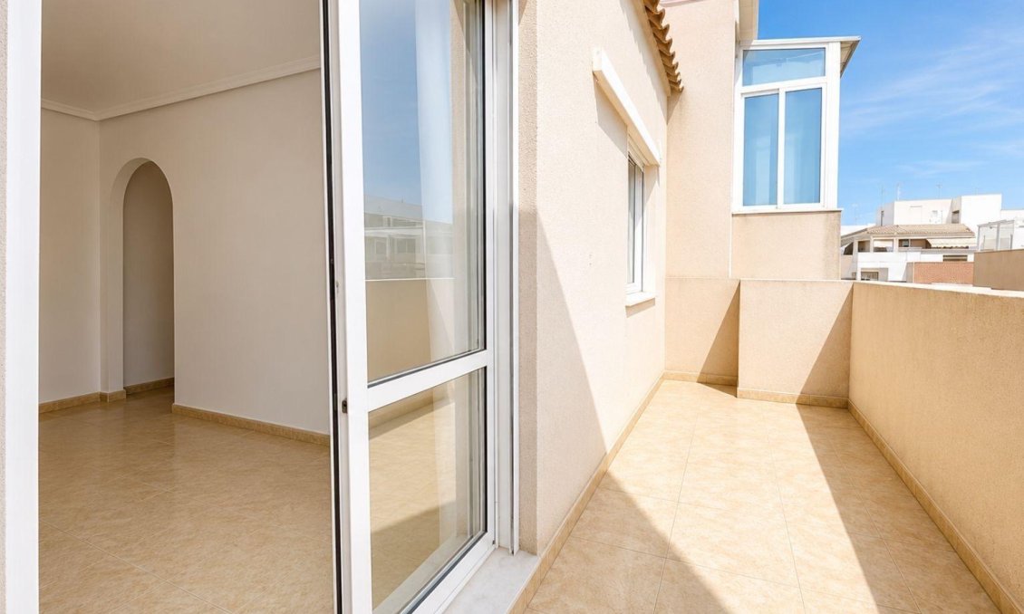 Revente - Attique -
Torrevieja - El Molino