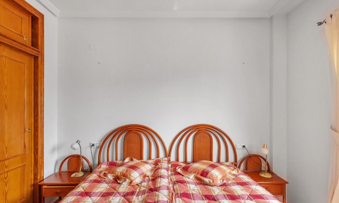 Revente - Appartement -
Orihuela Costa - Villamartín