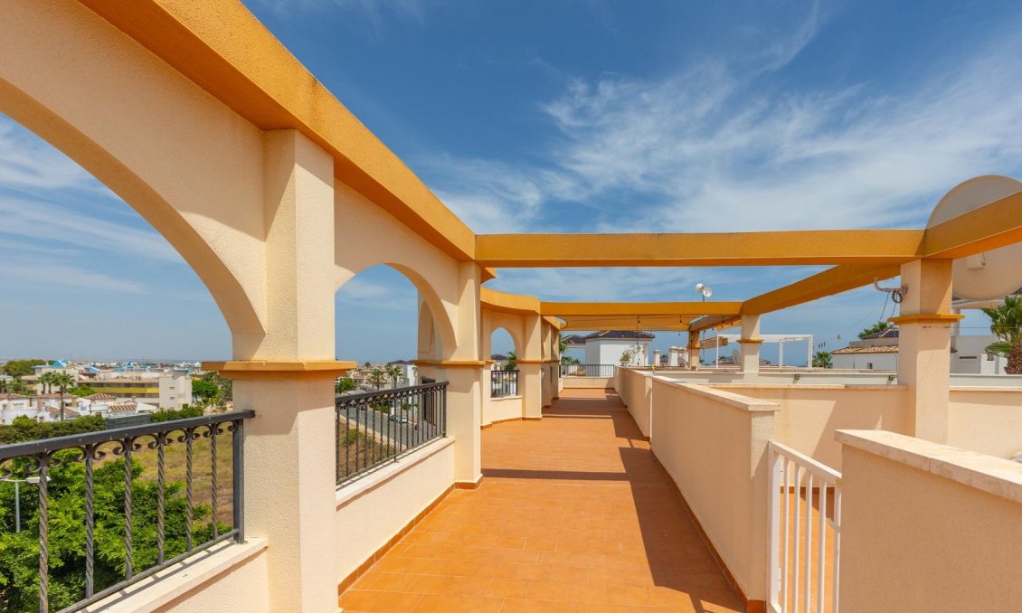 Revente - Appartement -
Orihuela Costa - Villamartín
